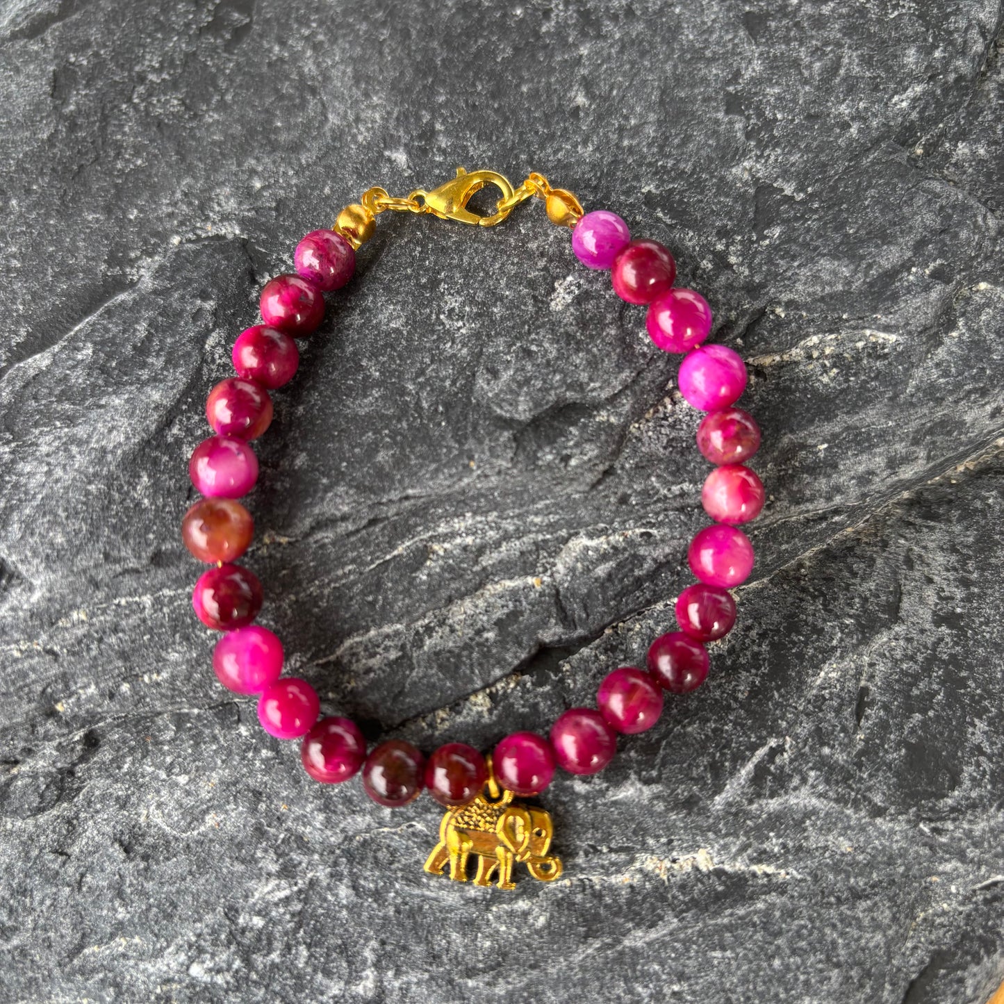 Rose Red Tiger Eye Armband